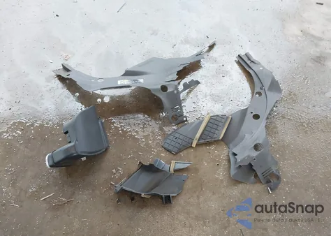 2019 Jeep Cherokee Latitude 4X4 из США, поврежденный, VIN 1C4PJMCB1KD385516